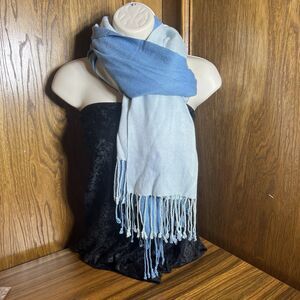 MARY KAY Scarf WRAP BLANKET SCARF SHAWL VISCOSE SOFT 28" X 80" Lightweight Blue